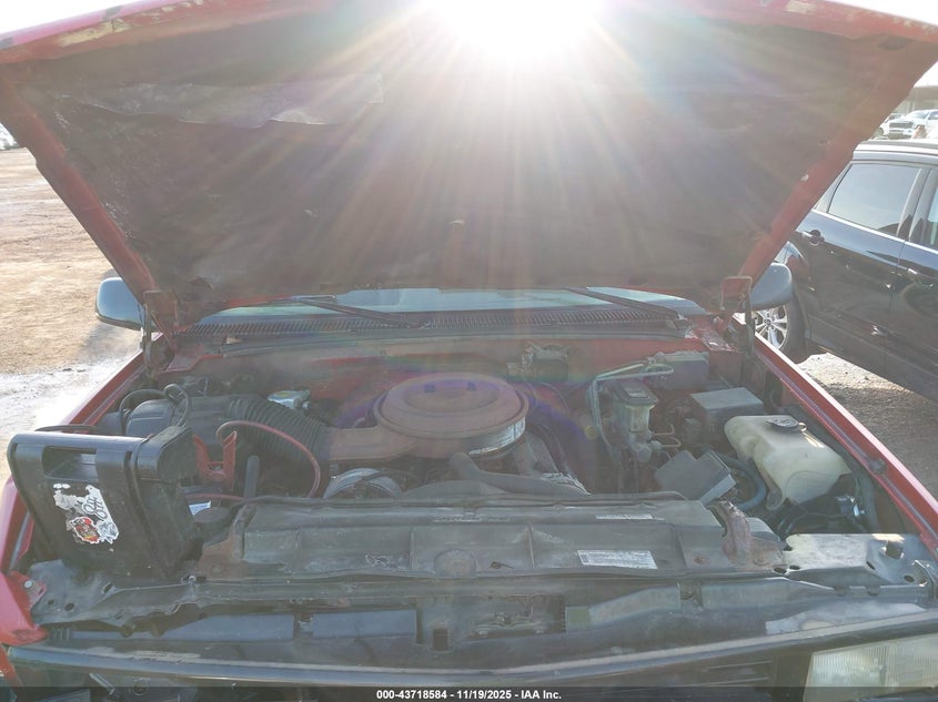 1995 Chevrolet Suburban K2500 VIN: 1GNGK26N4SJ435616 Lot: 43718584