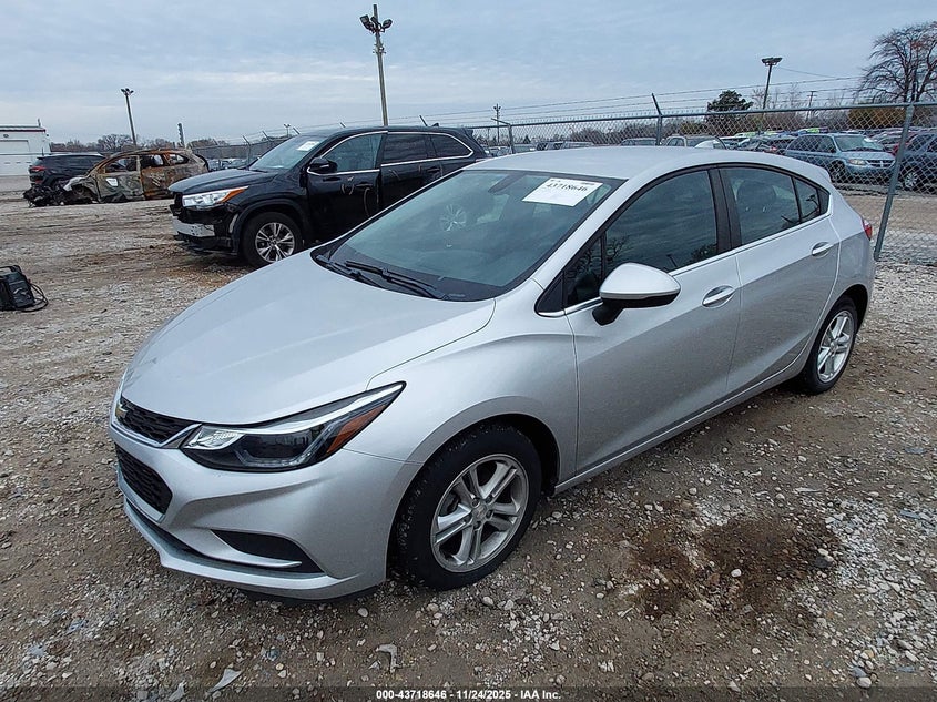 3G1BE6SM0JS652892 2018 CHEVROLET CRUZE photo no. 2