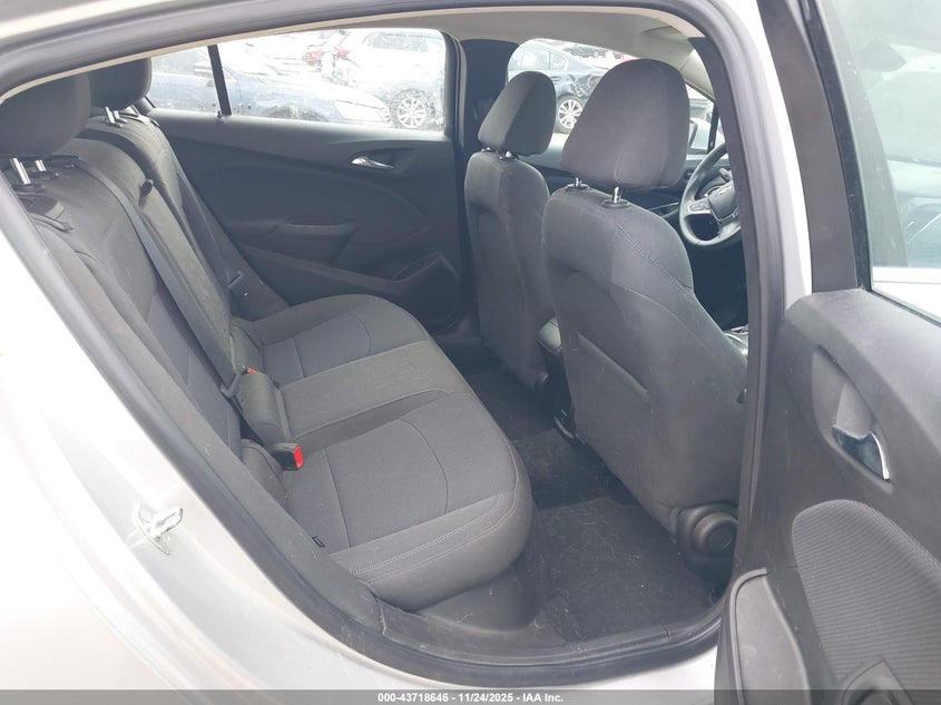 3G1BE6SM0JS652892 2018 CHEVROLET CRUZE photo no. 8