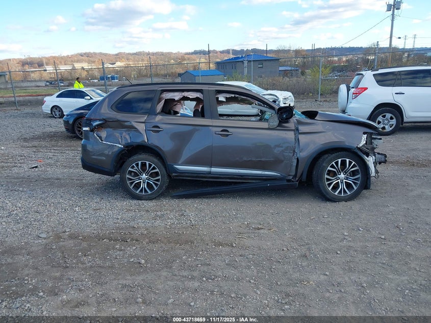 2016 Mitsubishi Outlander Sel VIN: JA4AZ3A38GZ004897 Lot: 43718659