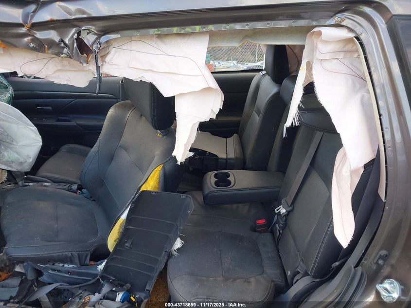 2016 Mitsubishi Outlander Sel VIN: JA4AZ3A38GZ004897 Lot: 43718659