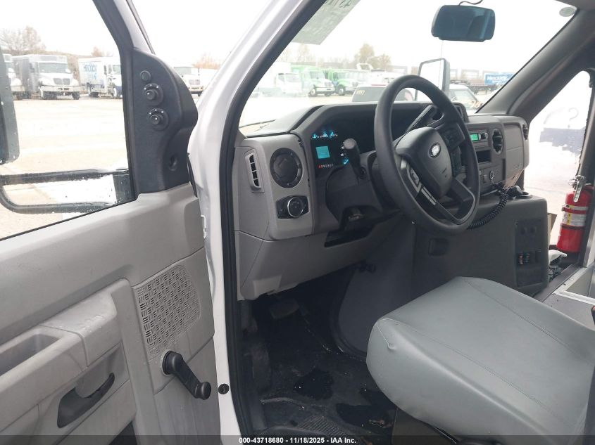 2025 Ford E-450 Cutaway VIN: 1FDFE4FN8SDD21037 Lot: 43718680