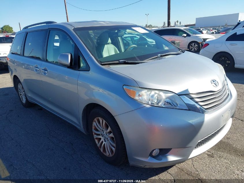 TOYOTA SIENNA XLE V6 8 PASSENGER