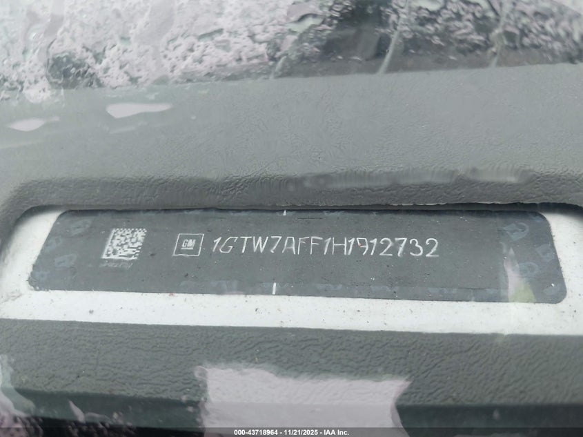 2017 GMC Savana 2500 Work Van VIN: 1GTW7AFF1H1912732 Lot: 43718964