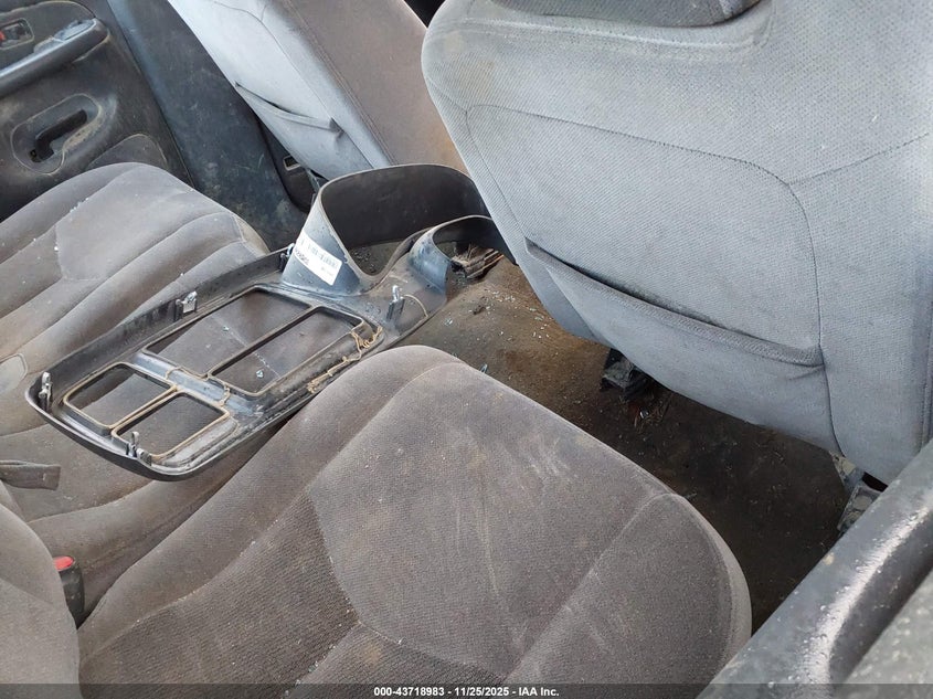 2004 GMC Sierra 2500 Sle VIN: 1GTGK23UX4F223572 Lot: 43718983