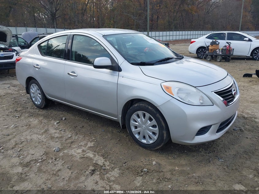 NISSAN VERSA 1.6 SV