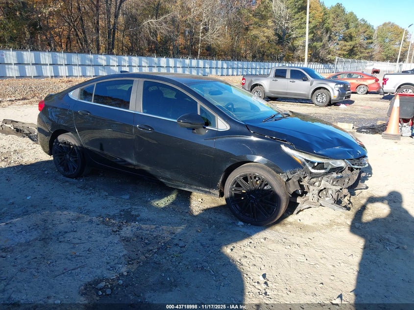2017 CHEVROLET CRUZE LT AUTO - 1G1BE5SM5H7227669