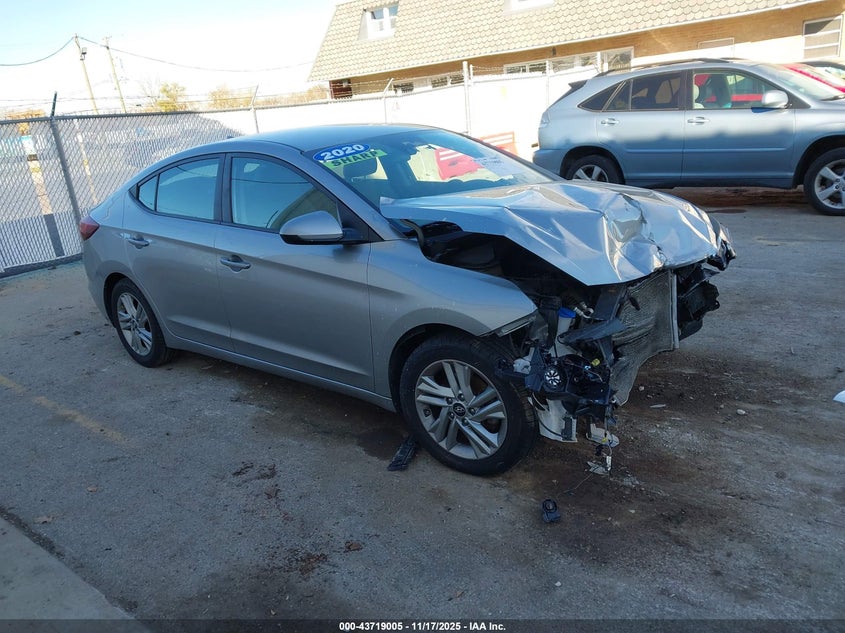 HYUNDAI ELANTRA SEL