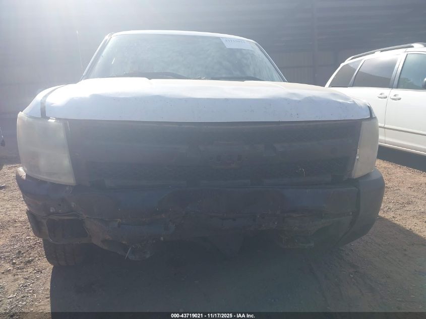 2008 Chevrolet Silverado 1500 Work Truck VIN: 2GCEK13J781338036 Lot: 43719021