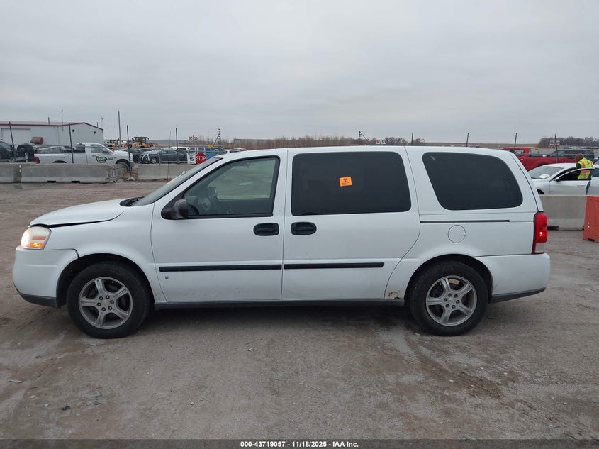 2008 Chevrolet Uplander Ls VIN: 1GNDV23138D100432 Lot: 43719057