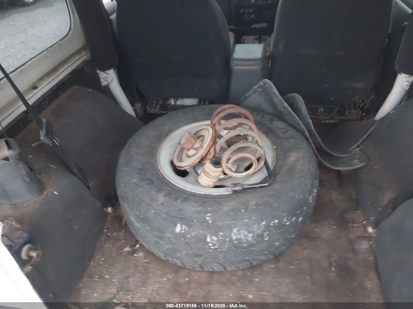 2004 Jeep Wrangler Sport Rhd VIN: 1J4F449S04P732923 Lot: 43719156