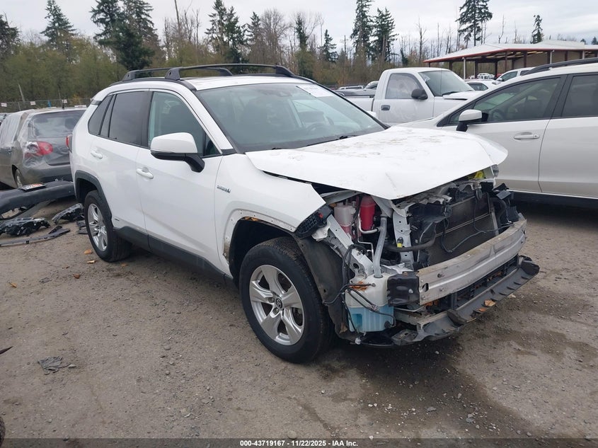 TOYOTA RAV4 HYBRID XLE