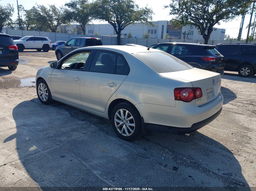 3VWRZ7AJ1AM158646 2010 VOLKSWAGEN JETTA photo no. 3