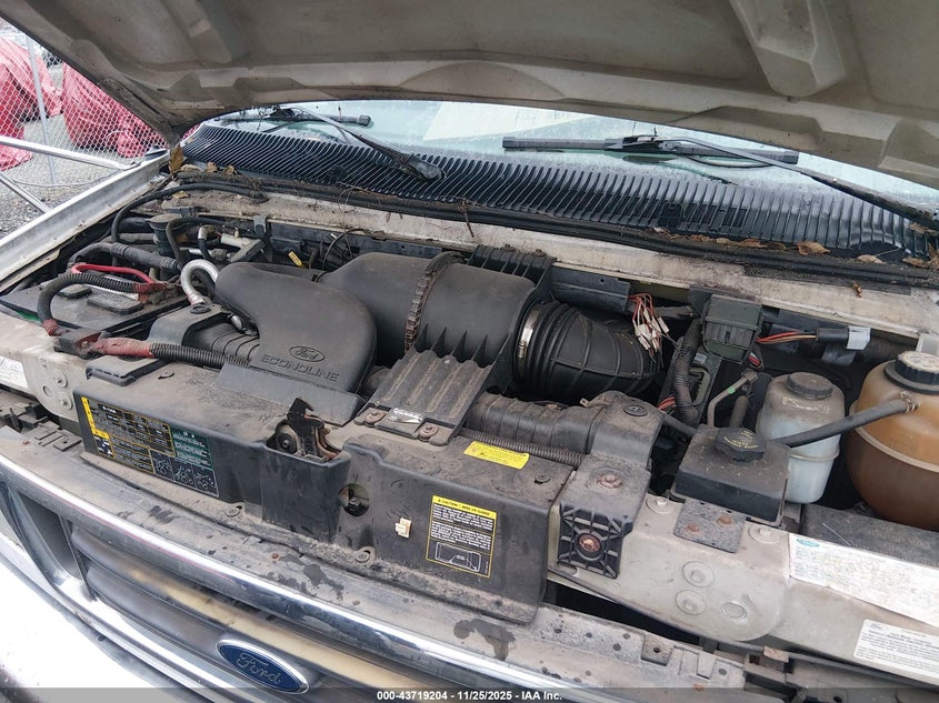 2005 Ford E-450 Cutaway Standard VIN: 1FDXE45S85HA32507 Lot: 43719204