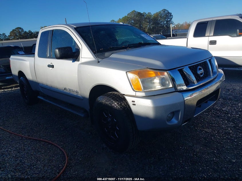 2013 NISSAN TITAN SV - 1N6BA0CA8DN313636