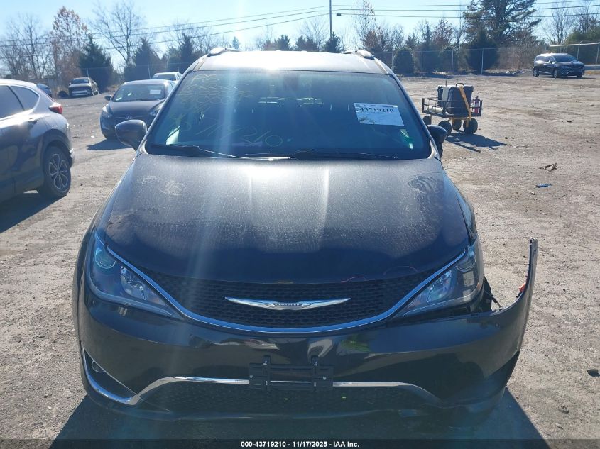 2017 Chrysler Pacifica Touring-L VIN: 2C4RC1BG2HR810004 Lot: 43719210