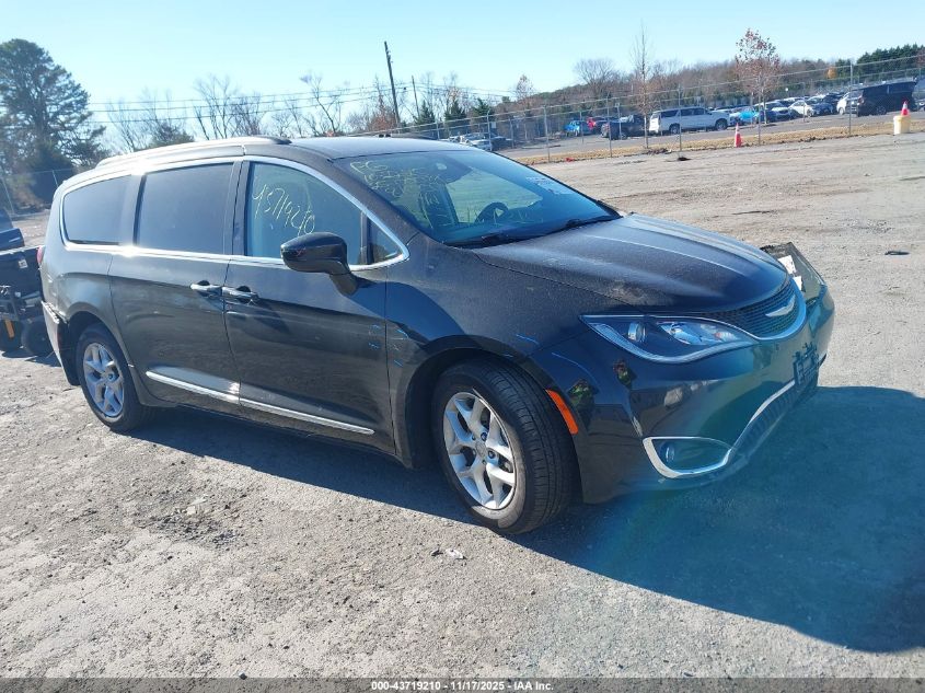 CHRYSLER PACIFICA TOURING-L