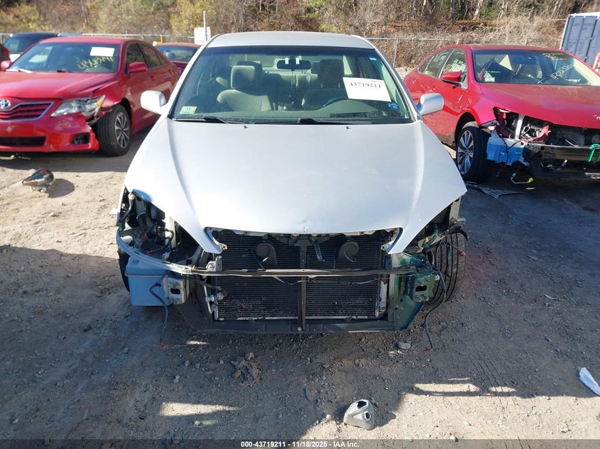 2003 Toyota Camry Le VIN: 4T1BE32K33U247810 Lot: 43719211