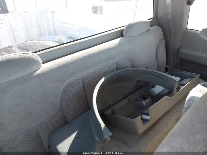 1996 Chevrolet Gmt-400 K1500 VIN: 1GCEK19R2TE124012 Lot: 43719215