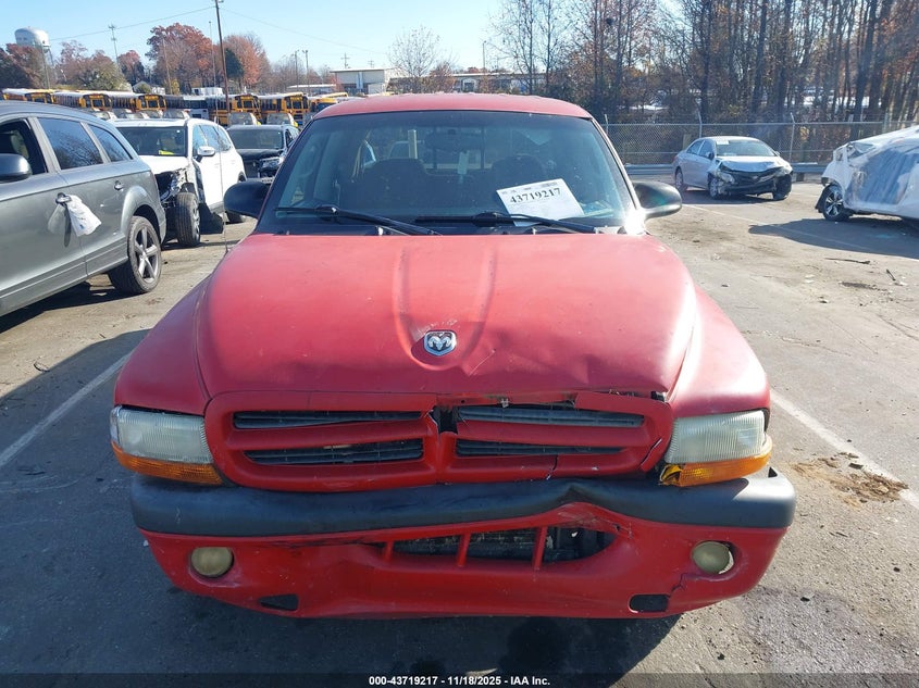 2002 Dodge Dakota Sport VIN: 1B7HL38N72S702058 Lot: 43719217