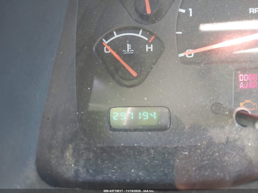 2002 Dodge Dakota Sport VIN: 1B7HL38N72S702058 Lot: 43719217