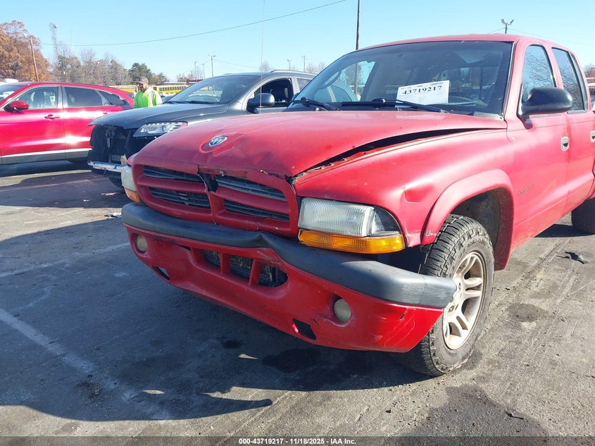 2002 Dodge Dakota Sport VIN: 1B7HL38N72S702058 Lot: 43719217