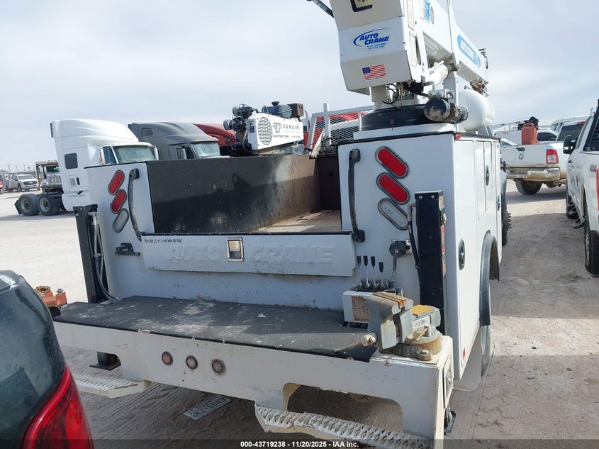 2019 Ford F-550 Chassis Xl VIN: 1FD0W5HT4KED68404 Lot: 43719238