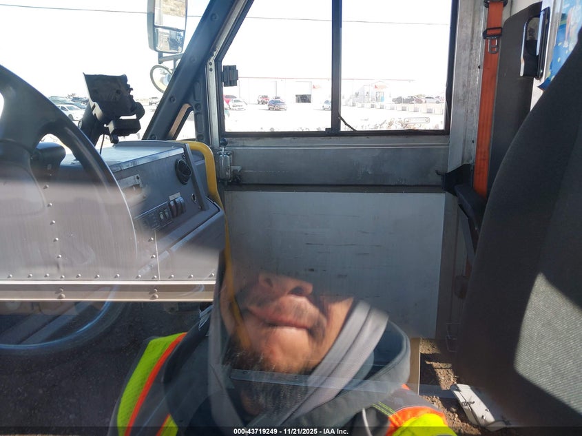 2013 Isuzu Commercial Van VIN: JALB4T170D7W01530 Lot: 43719249