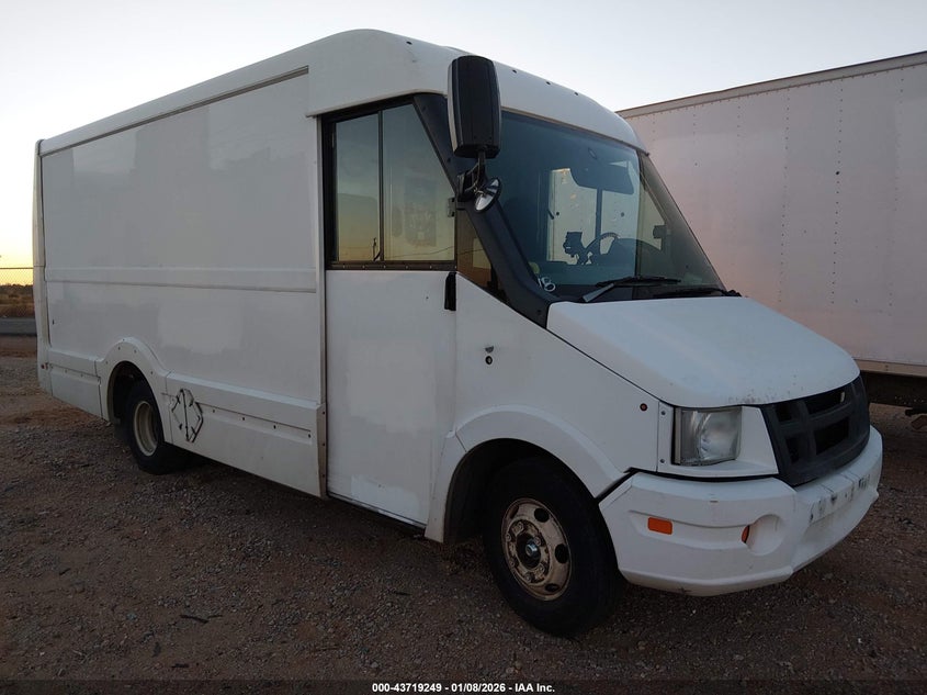 2013 Isuzu Commercial Van