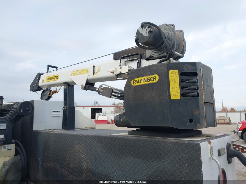 2018 Ram 5500 Chassis Tradesman/Slt VIN: 3C7WRNBL6JG166964 Lot: 43719287