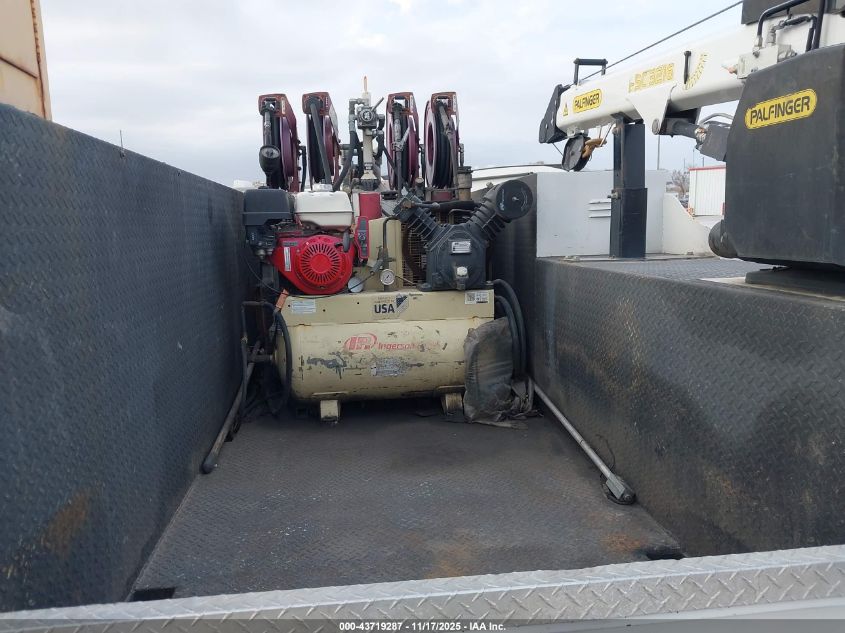 2018 Ram 5500 Chassis Tradesman/Slt VIN: 3C7WRNBL6JG166964 Lot: 43719287