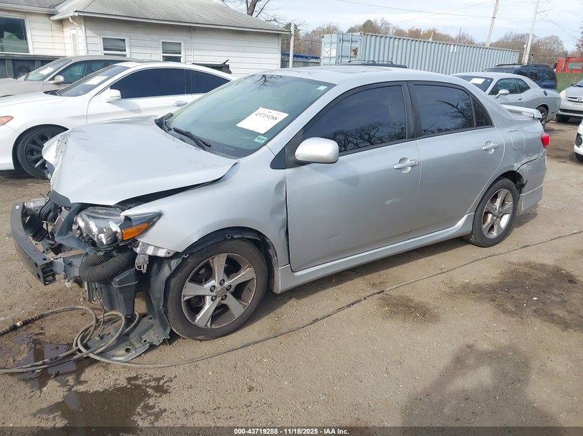 2T1BU4EE4BC736408 2011 TOYOTA COROLLA photo no. 2