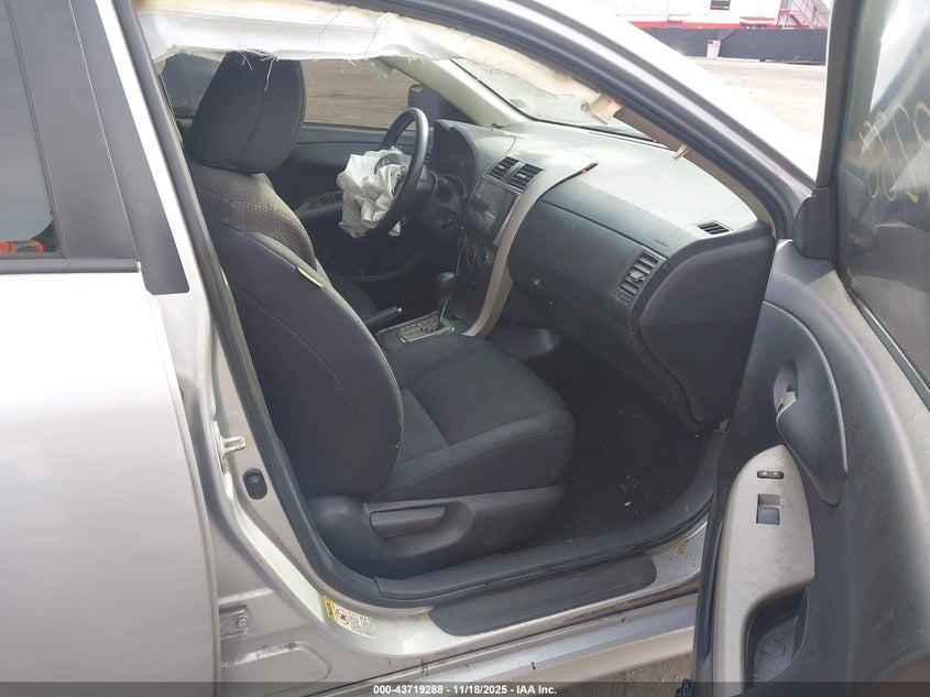 2T1BU4EE4BC736408 2011 TOYOTA COROLLA photo no. 5