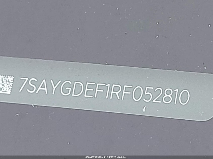 2024 Tesla Model Y Performance Dual Motor All-Wheel Drive VIN: 7SAYGDEF1RF052810 Lot: 43719325