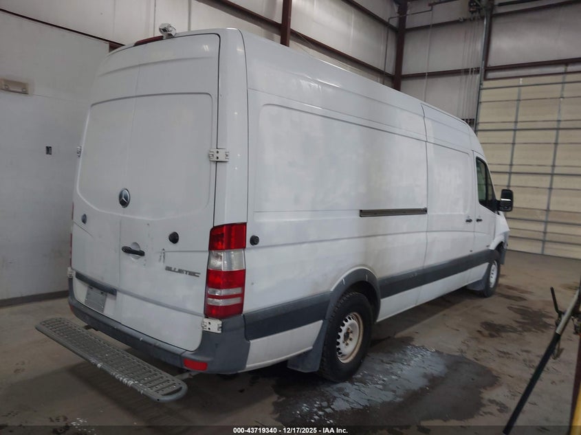 WD3PE8DE8E5901139 2014 MERCEDES-BENZ SPRINTER photo no. 4