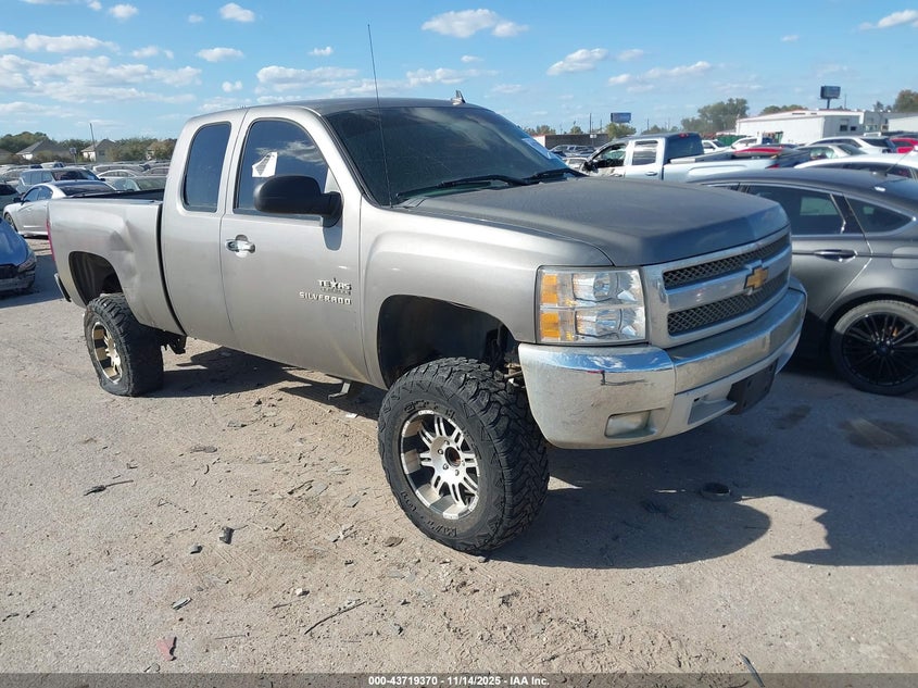 CHEVROLET SILVERADO 1500 LT