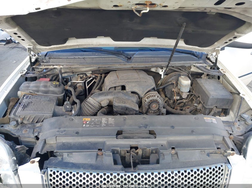 2012 GMC Yukon Xl 1500 Denali VIN: 1GKS2MEF8CR233653 Lot: 43719399