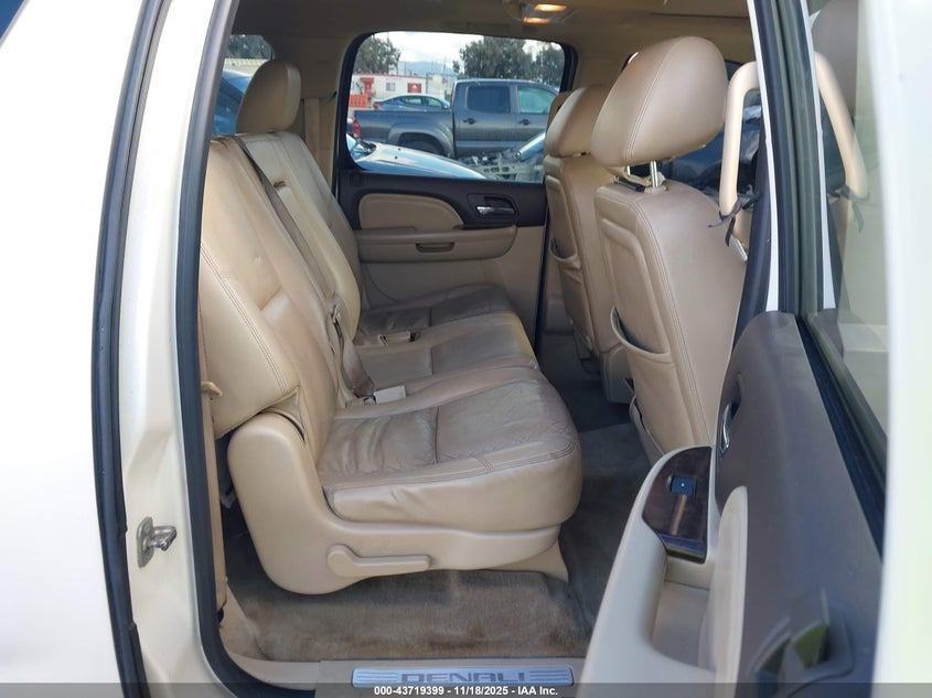 2012 GMC Yukon Xl 1500 Denali VIN: 1GKS2MEF8CR233653 Lot: 43719399