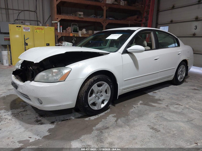1N4AL11DX3C103602 2003 NISSAN ALTIMA photo no. 2