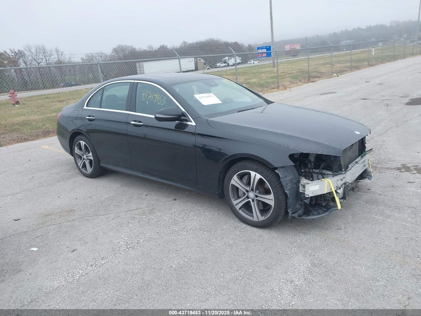 MERCEDES-BENZ E-CLASS 4MATIC