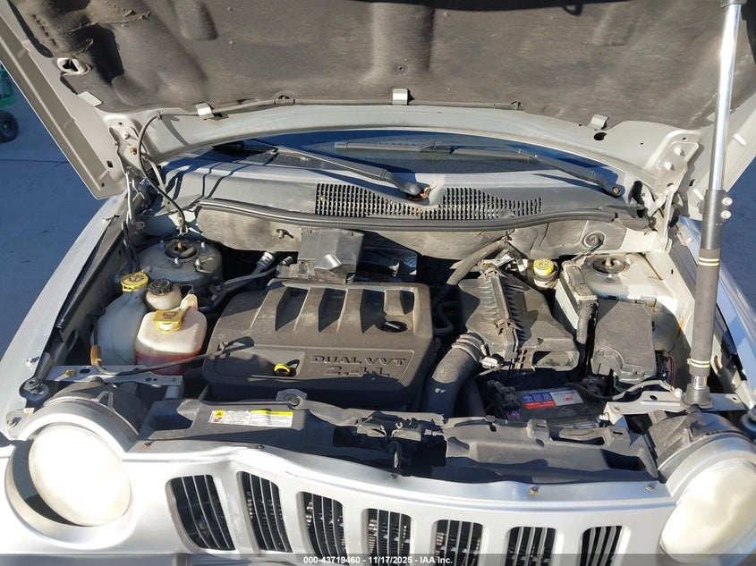 2007 Jeep Compass Limited VIN: 1J8FT57W67D117022 Lot: 43719460