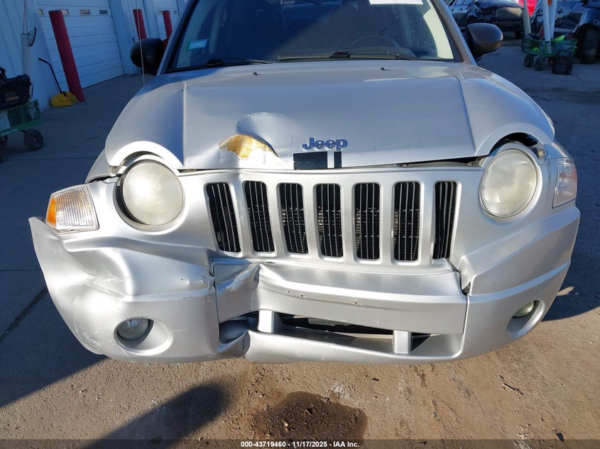 2007 Jeep Compass Limited VIN: 1J8FT57W67D117022 Lot: 43719460