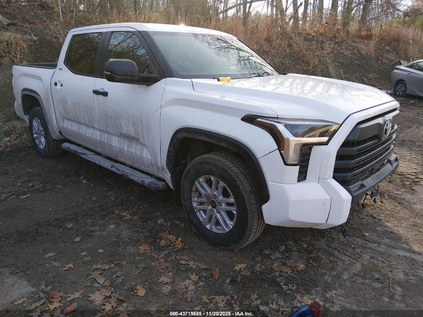 TOYOTA TUNDRA SR5