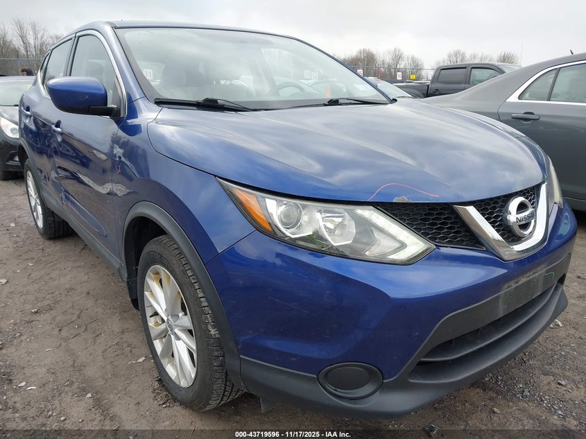NISSAN ROGUE SPORT S