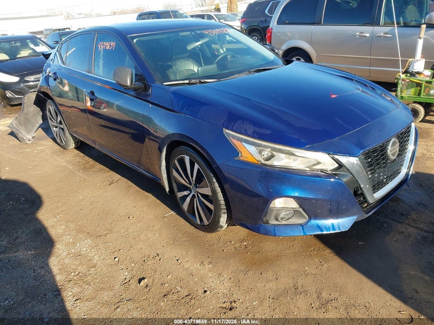 NISSAN ALTIMA 2.5 SR