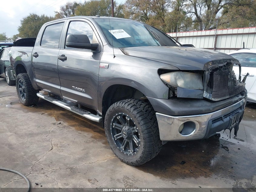 TOYOTA TUNDRA GRADE 5.7L V8