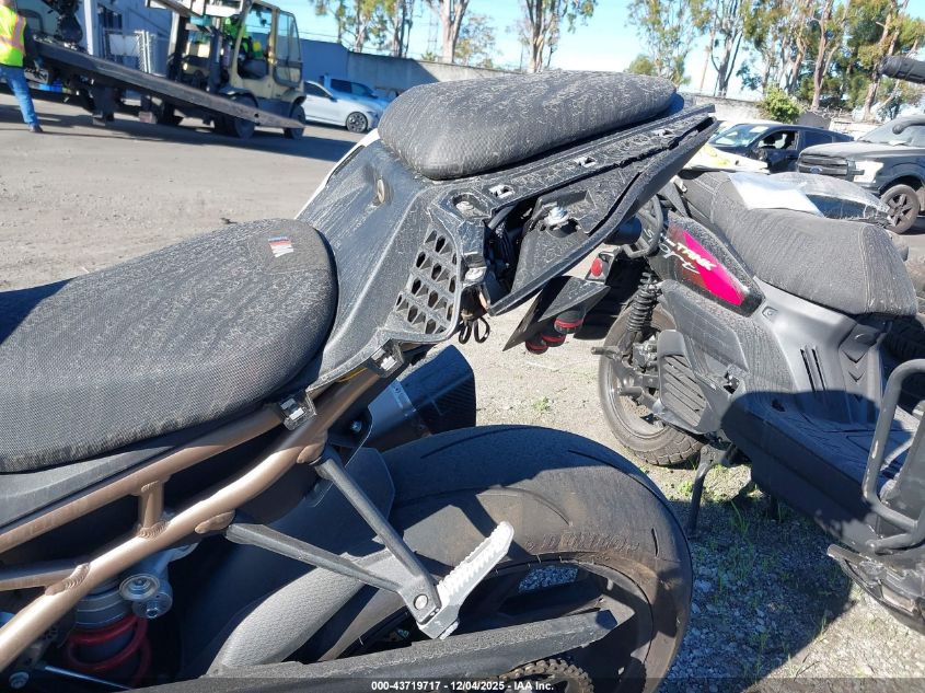 2022 BMW S 1000 Rr VIN: WB10E2302N6G18627 Lot: 43719717