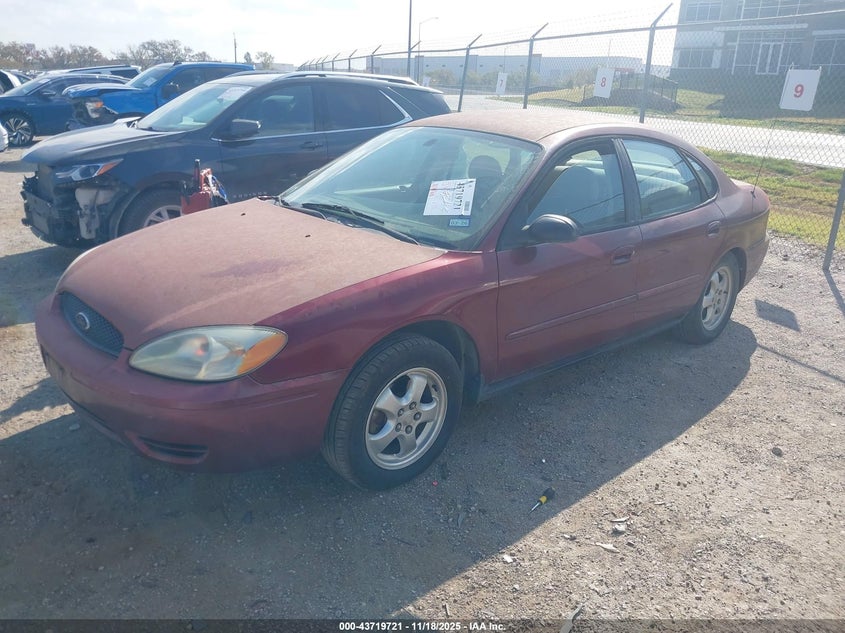 2005 FORD TAURUS auction photo 2