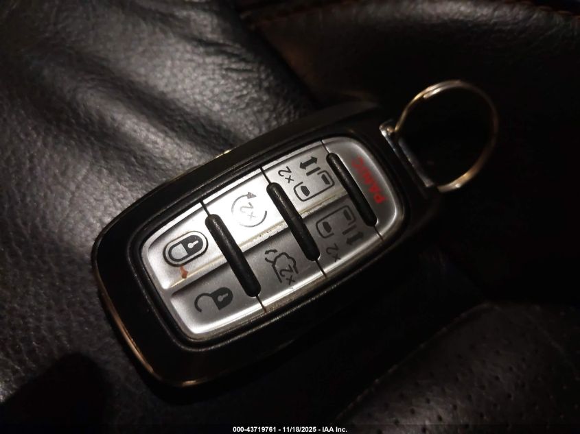 2017 Chrysler Pacifica Touring-L Plus VIN: 2C4RC1EG0HR738960 Lot: 43719761