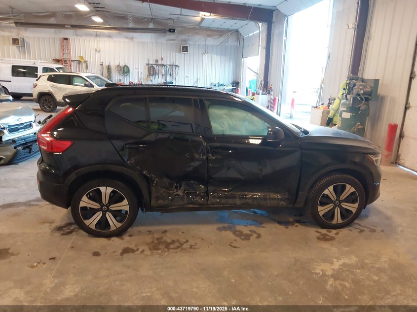 2023 Volvo Xc40 Recharge Pure Electric Twin Plus VIN: YV4ED3UL0P2059738 Lot: 43719790
